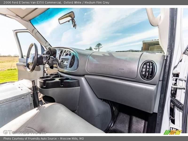 Oxford White / Medium Flint Grey 2006 Ford E Series Van E350 Commercial