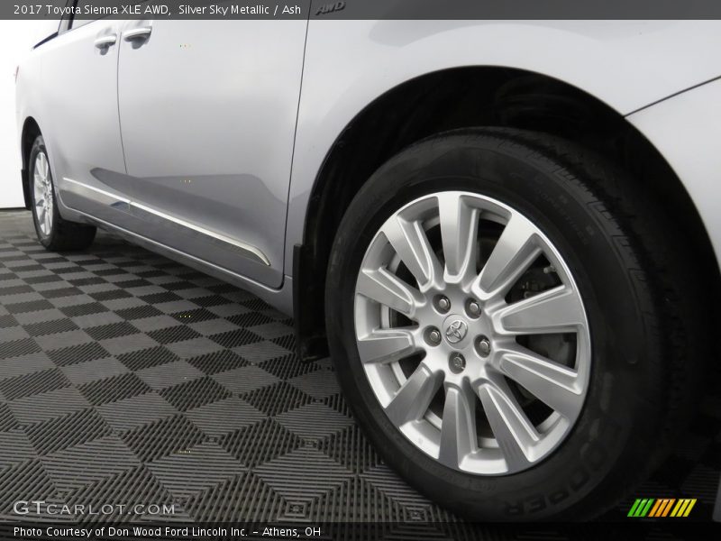 Silver Sky Metallic / Ash 2017 Toyota Sienna XLE AWD