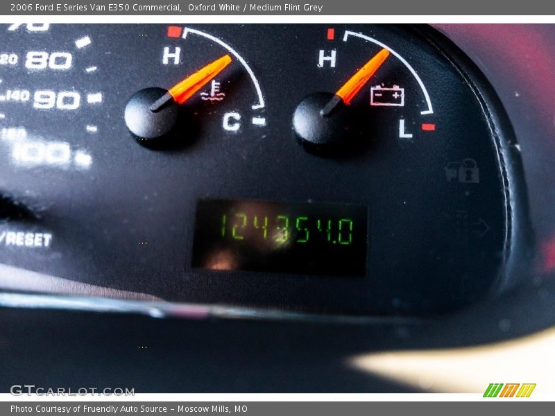 Oxford White / Medium Flint Grey 2006 Ford E Series Van E350 Commercial