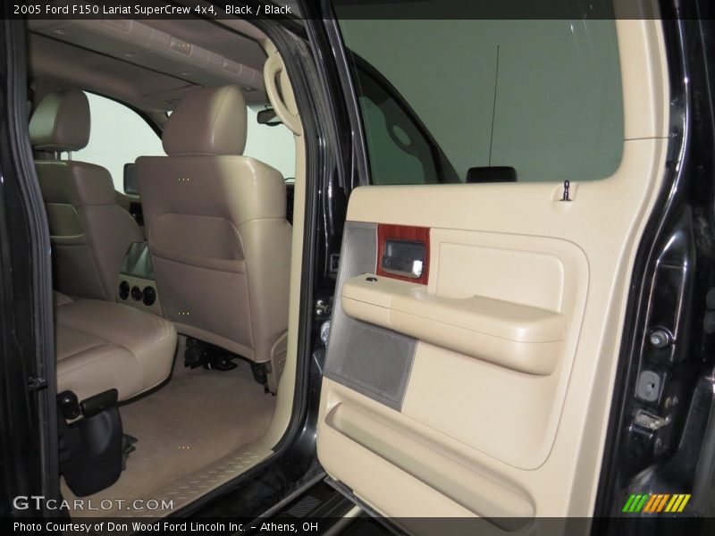 Black / Black 2005 Ford F150 Lariat SuperCrew 4x4