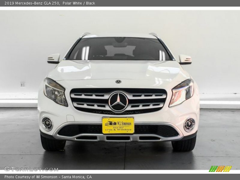 Polar White / Black 2019 Mercedes-Benz GLA 250