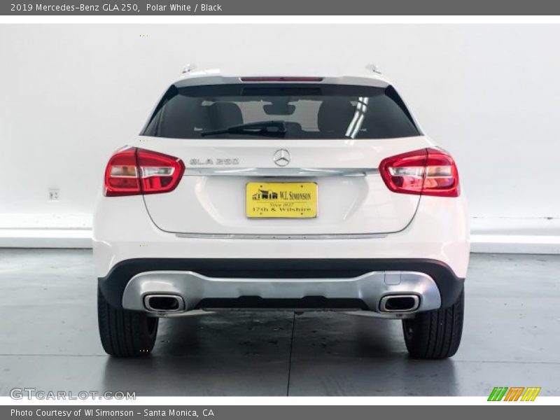 Polar White / Black 2019 Mercedes-Benz GLA 250