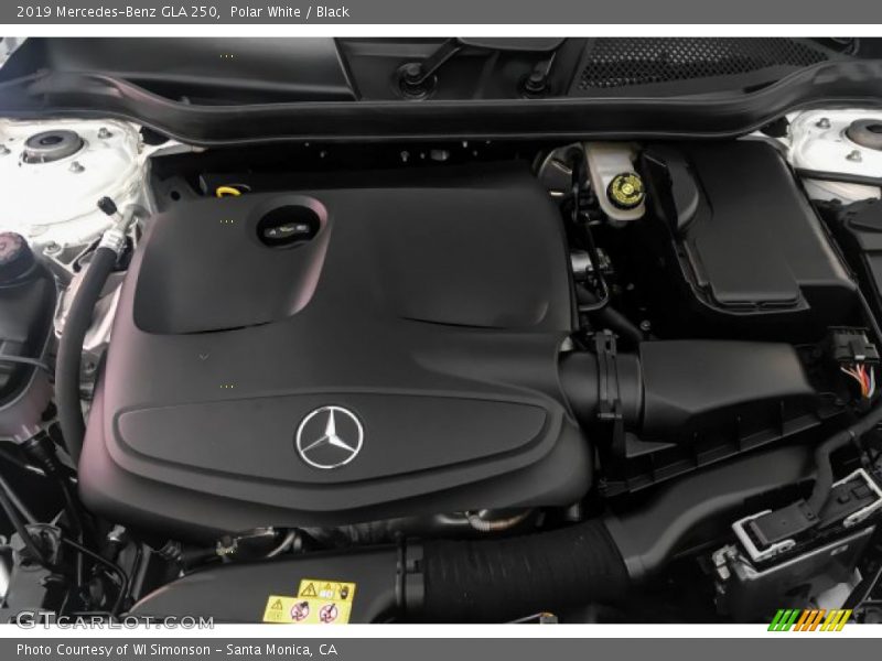 Polar White / Black 2019 Mercedes-Benz GLA 250