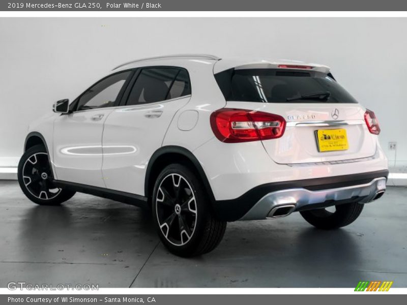 Polar White / Black 2019 Mercedes-Benz GLA 250