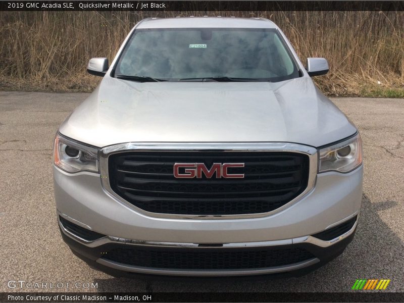 Quicksilver Metallic / Jet Black 2019 GMC Acadia SLE