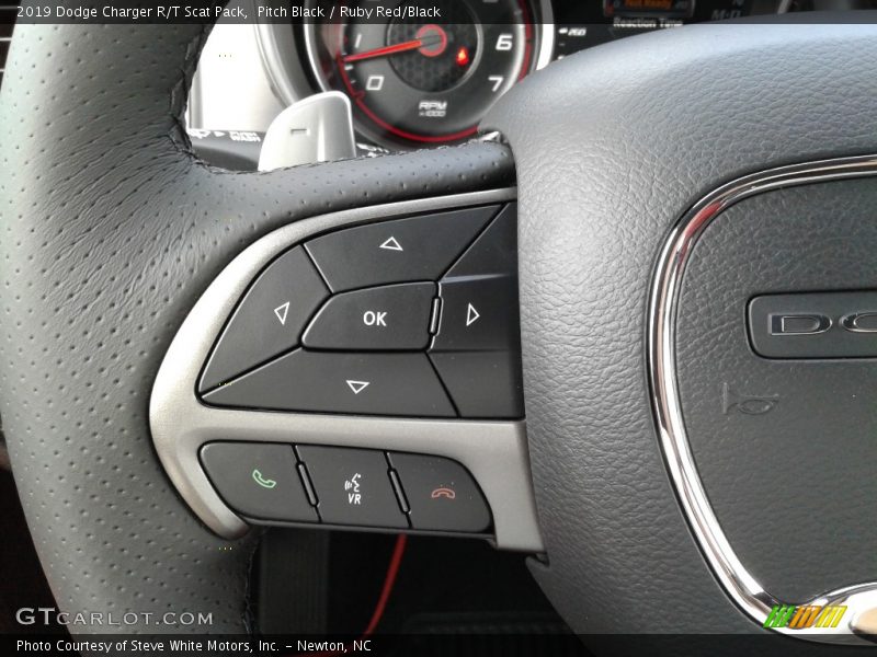 Pitch Black / Ruby Red/Black 2019 Dodge Charger R/T Scat Pack