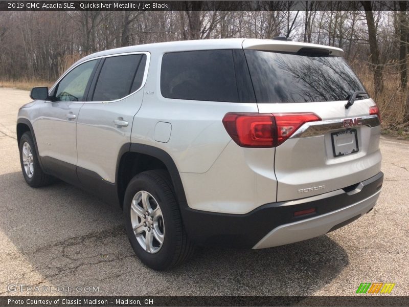 Quicksilver Metallic / Jet Black 2019 GMC Acadia SLE