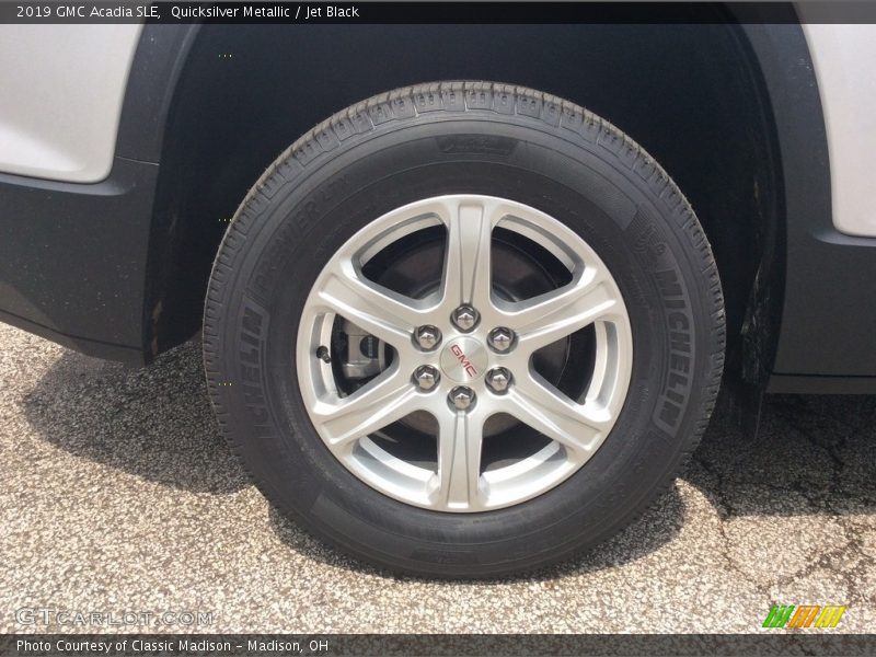 Quicksilver Metallic / Jet Black 2019 GMC Acadia SLE