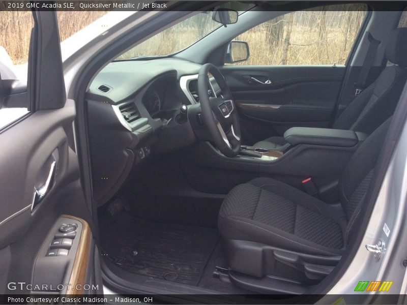 Quicksilver Metallic / Jet Black 2019 GMC Acadia SLE