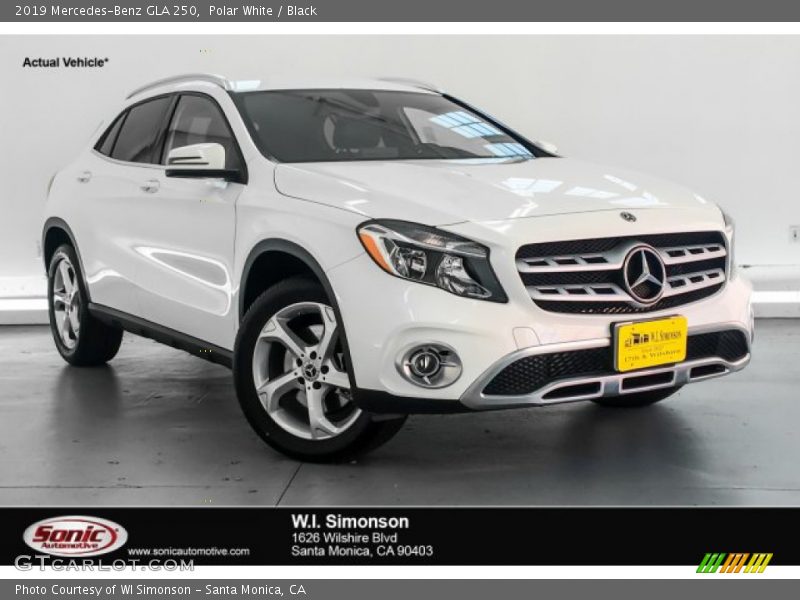 Polar White / Black 2019 Mercedes-Benz GLA 250