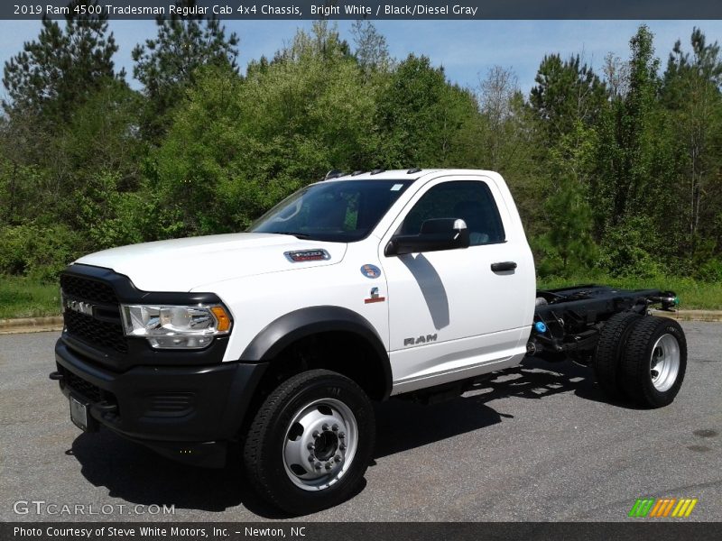 Bright White / Black/Diesel Gray 2019 Ram 4500 Tradesman Regular Cab 4x4 Chassis
