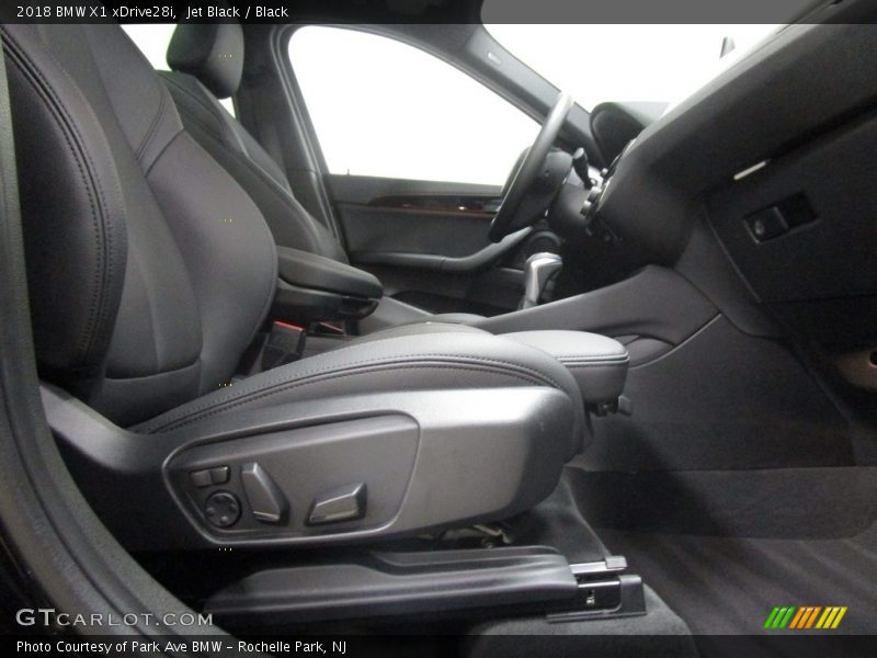 Jet Black / Black 2018 BMW X1 xDrive28i