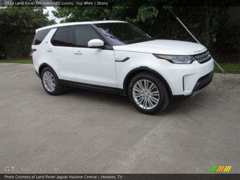 Fuji White / Ebony 2019 Land Rover Discovery HSE Luxury