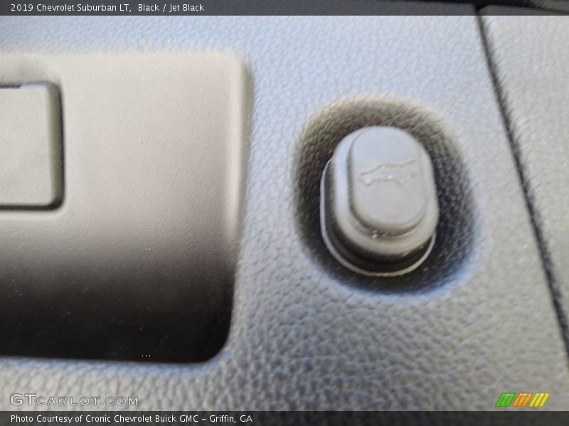 Black / Jet Black 2019 Chevrolet Suburban LT