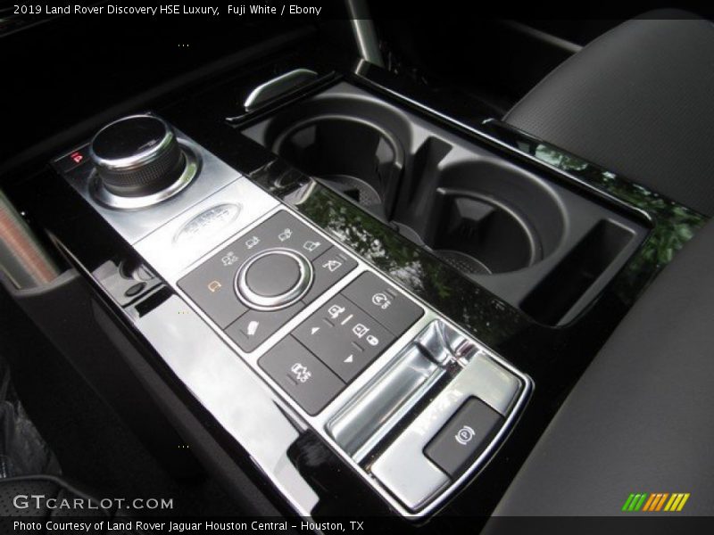 Fuji White / Ebony 2019 Land Rover Discovery HSE Luxury