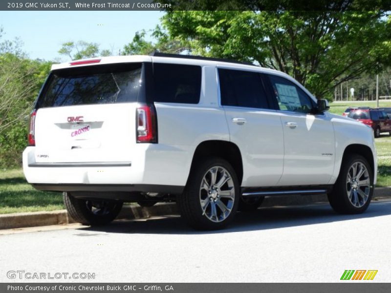 White Frost Tintcoat / Cocoa/Dune 2019 GMC Yukon SLT