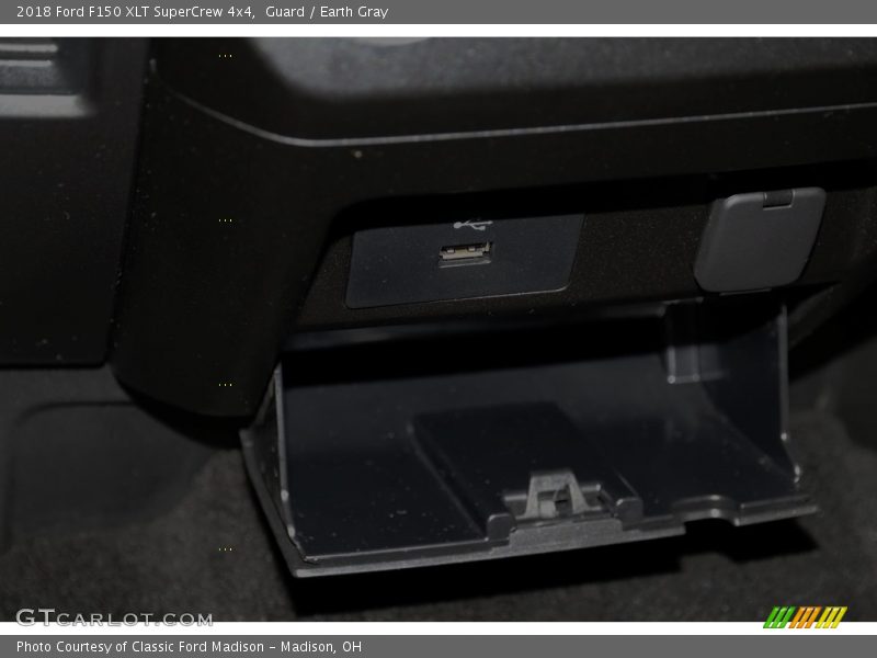 Guard / Earth Gray 2018 Ford F150 XLT SuperCrew 4x4