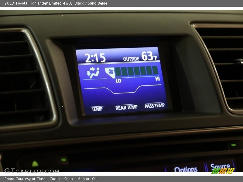 Black / Sand Beige 2013 Toyota Highlander Limited 4WD