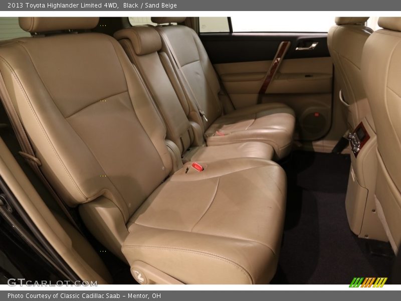 Black / Sand Beige 2013 Toyota Highlander Limited 4WD