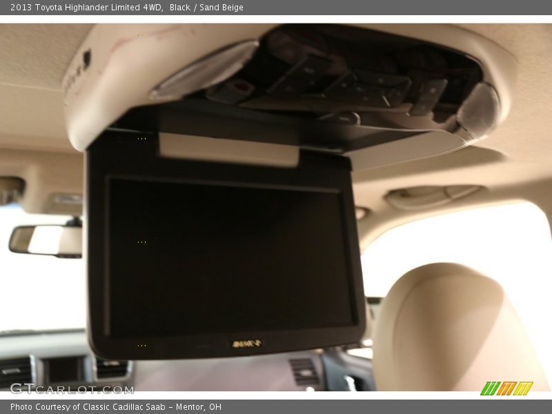 Black / Sand Beige 2013 Toyota Highlander Limited 4WD