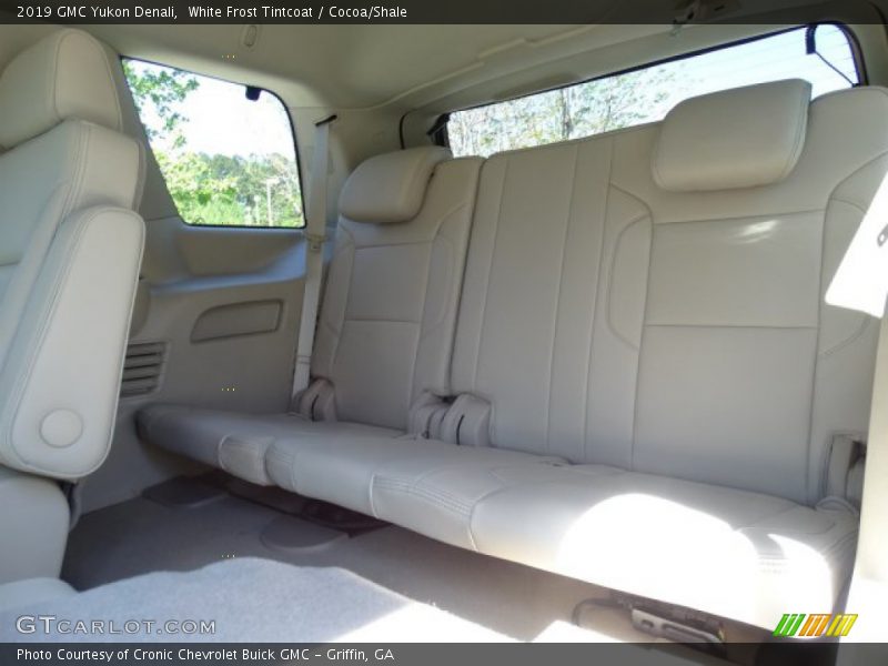 White Frost Tintcoat / Cocoa/Shale 2019 GMC Yukon Denali