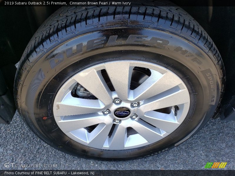 Cinnamon Brown Pearl / Warm Ivory 2019 Subaru Outback 2.5i Premium