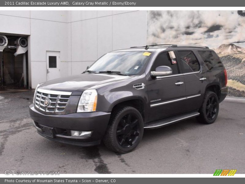 Galaxy Gray Metallic / Ebony/Ebony 2011 Cadillac Escalade Luxury AWD