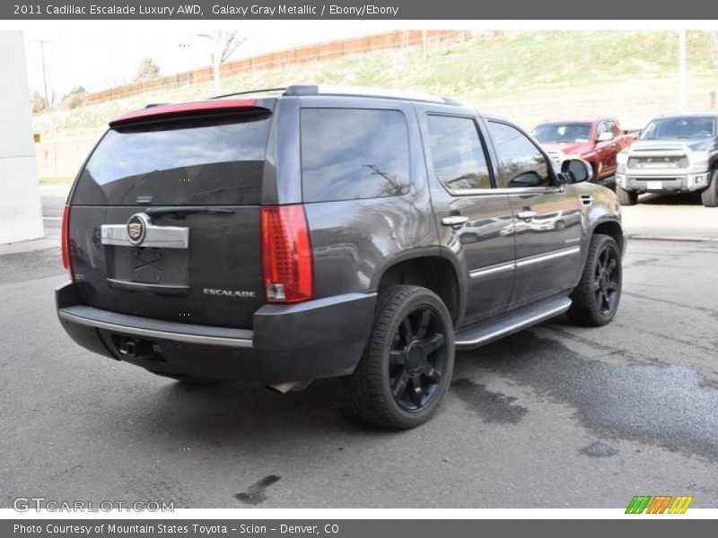 Galaxy Gray Metallic / Ebony/Ebony 2011 Cadillac Escalade Luxury AWD