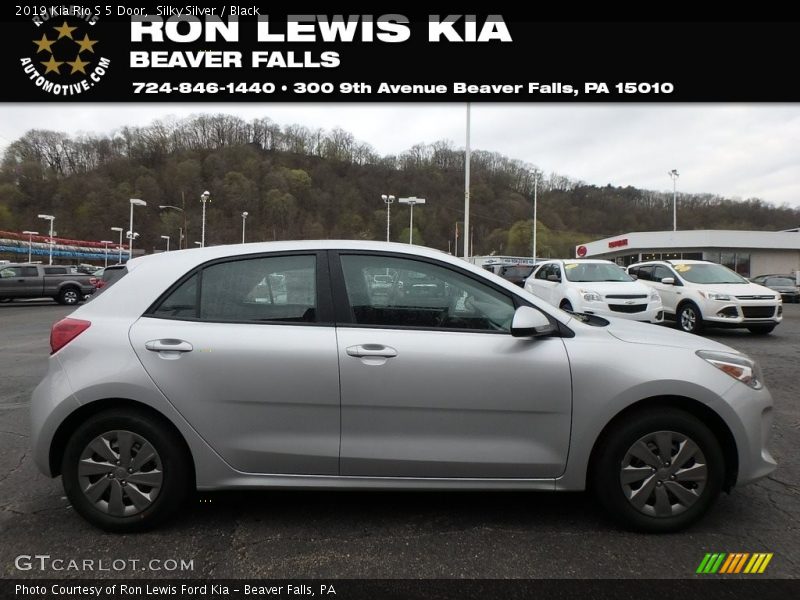 Silky Silver / Black 2019 Kia Rio S 5 Door