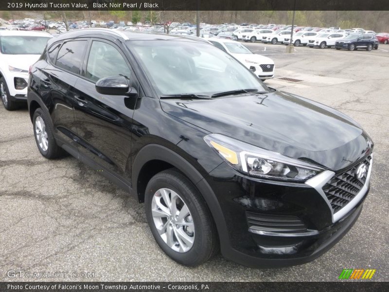 Black Noir Pearl / Black 2019 Hyundai Tucson Value