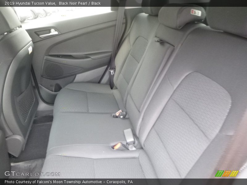 Black Noir Pearl / Black 2019 Hyundai Tucson Value