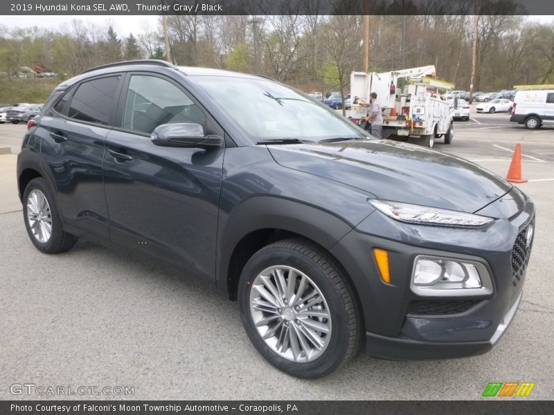 Front 3/4 View of 2019 Kona SEL AWD