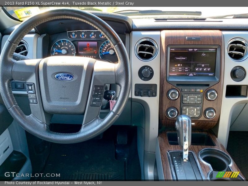 Tuxedo Black Metallic / Steel Gray 2013 Ford F150 XL SuperCrew 4x4