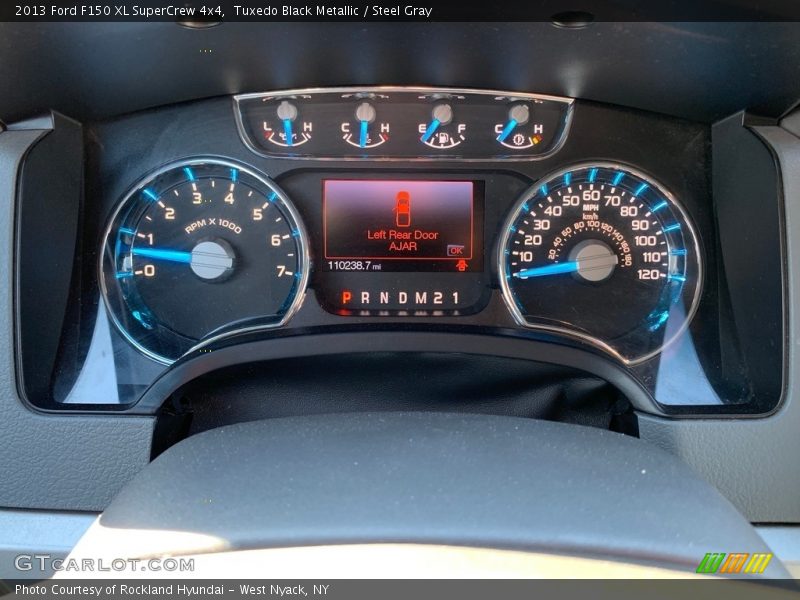 Tuxedo Black Metallic / Steel Gray 2013 Ford F150 XL SuperCrew 4x4