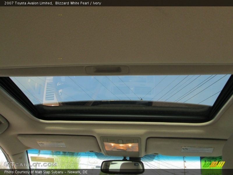 Blizzard White Pearl / Ivory 2007 Toyota Avalon Limited