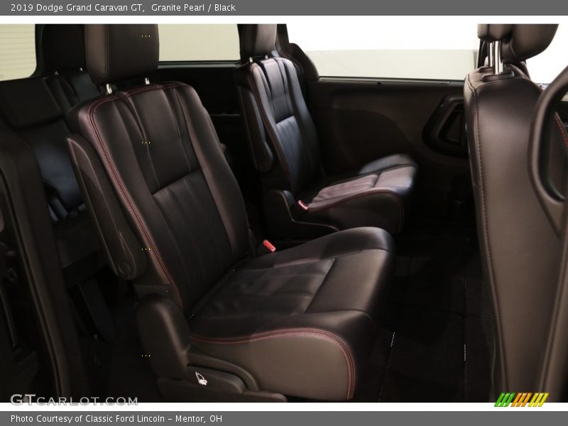 Granite Pearl / Black 2019 Dodge Grand Caravan GT