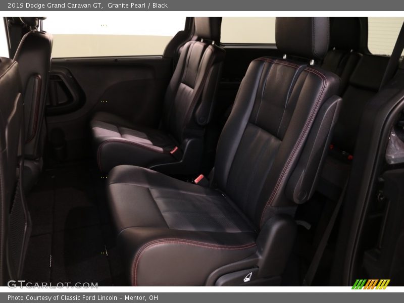 Granite Pearl / Black 2019 Dodge Grand Caravan GT
