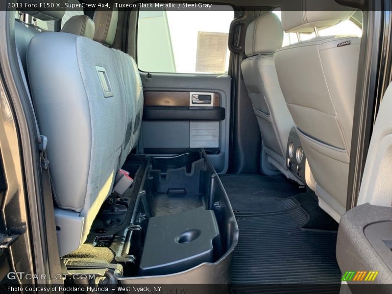 Tuxedo Black Metallic / Steel Gray 2013 Ford F150 XL SuperCrew 4x4