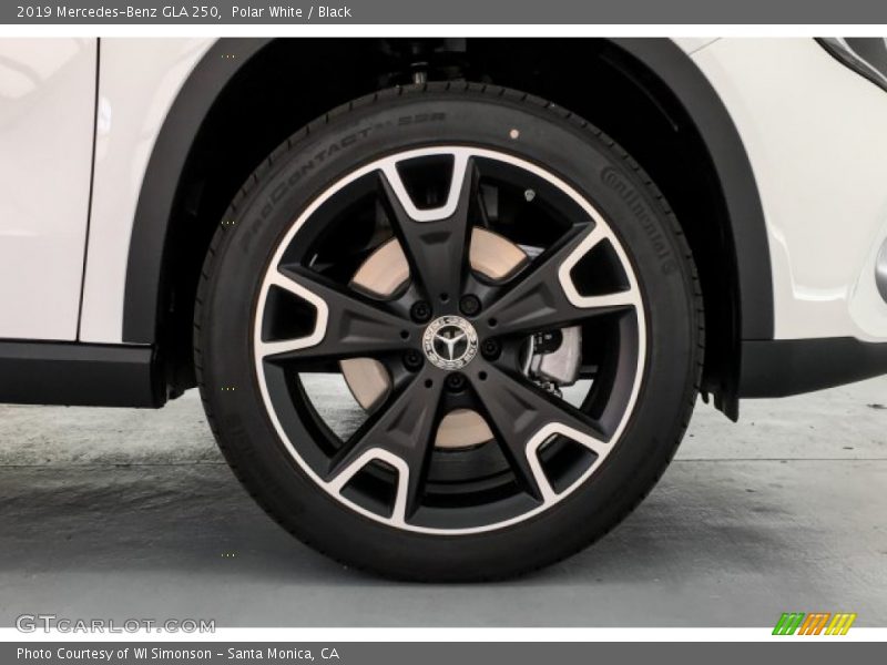 Polar White / Black 2019 Mercedes-Benz GLA 250