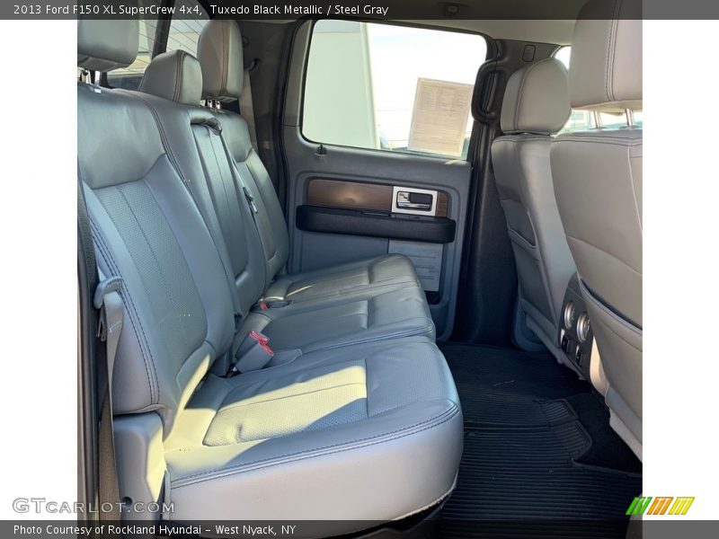 Tuxedo Black Metallic / Steel Gray 2013 Ford F150 XL SuperCrew 4x4