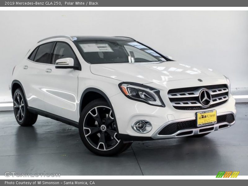 Polar White / Black 2019 Mercedes-Benz GLA 250