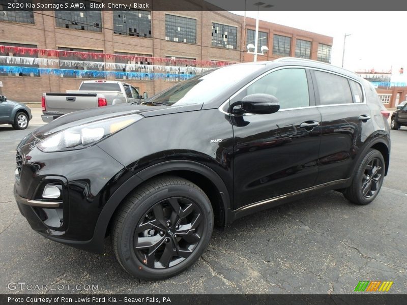 Front 3/4 View of 2020 Sportage S AWD