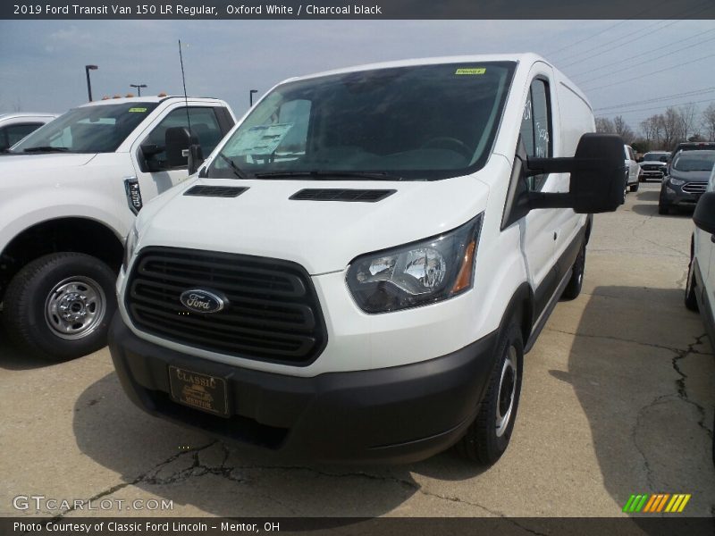 Oxford White / Charcoal black 2019 Ford Transit Van 150 LR Regular