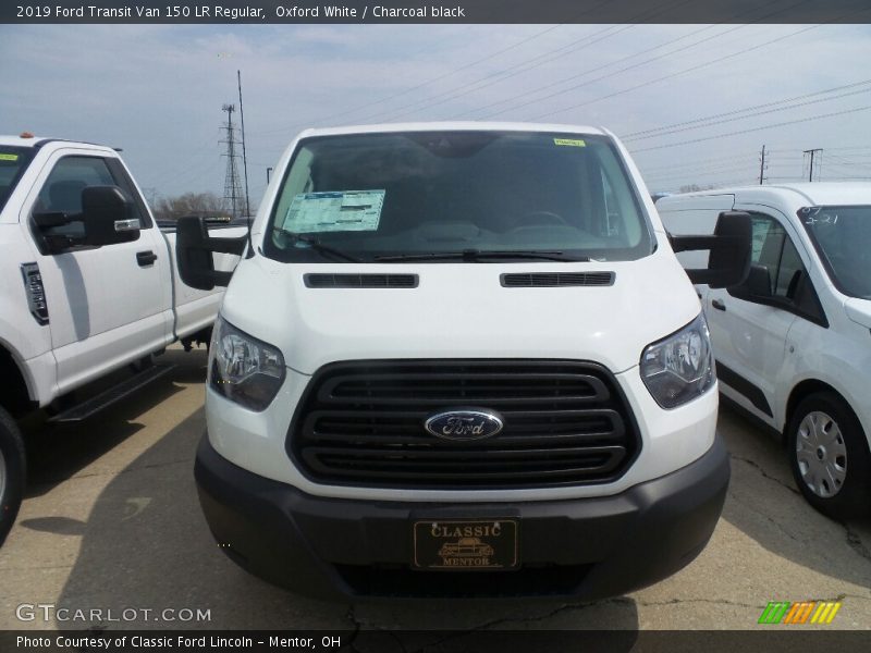 Oxford White / Charcoal black 2019 Ford Transit Van 150 LR Regular