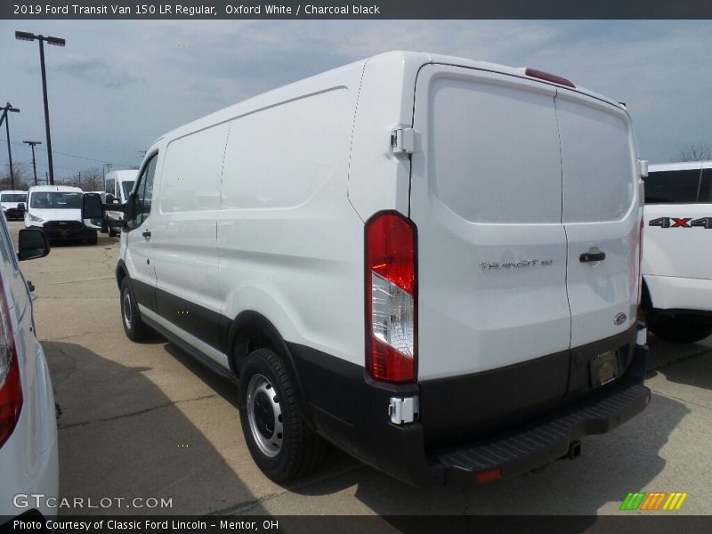 Oxford White / Charcoal black 2019 Ford Transit Van 150 LR Regular