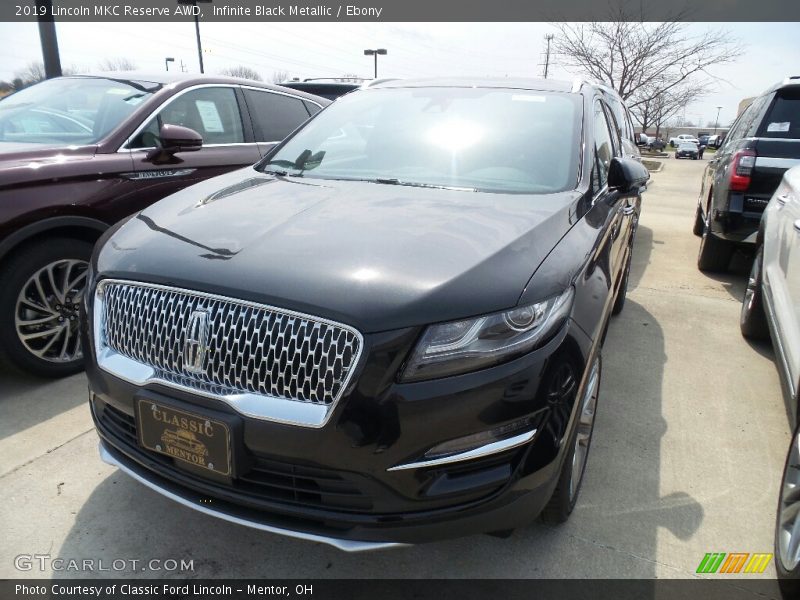 Infinite Black Metallic / Ebony 2019 Lincoln MKC Reserve AWD