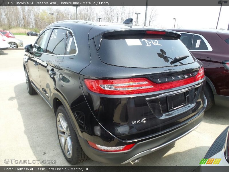 Infinite Black Metallic / Ebony 2019 Lincoln MKC Reserve AWD