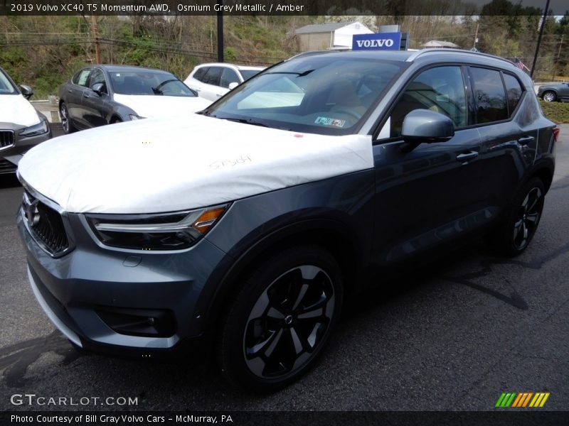 Osmium Grey Metallic / Amber 2019 Volvo XC40 T5 Momentum AWD