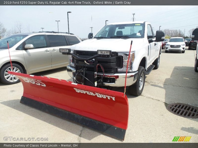 Oxford White / Earth Gray 2019 Ford F250 Super Duty XL Regular Cab 4x4 Plow Truck