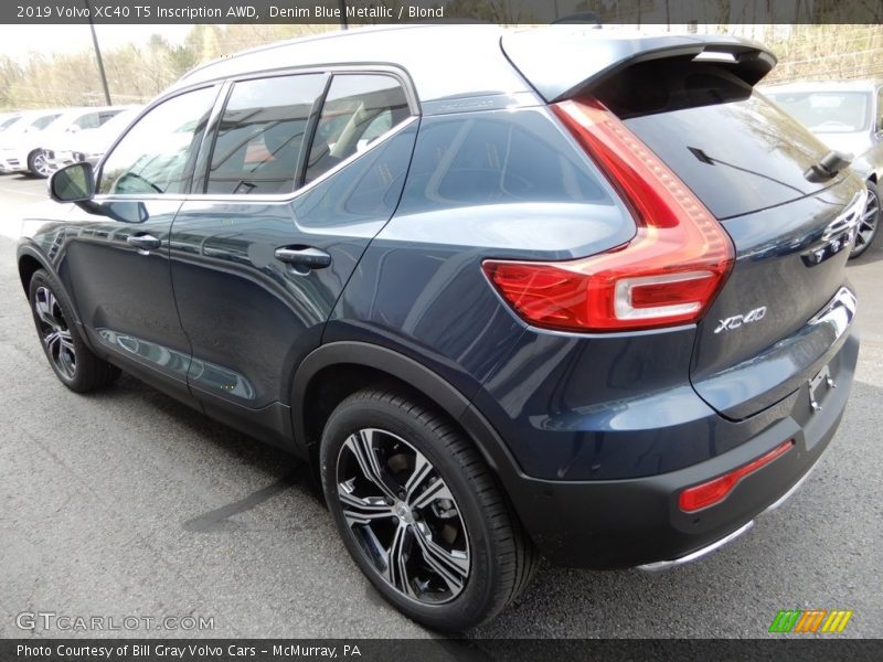 Denim Blue Metallic / Blond 2019 Volvo XC40 T5 Inscription AWD